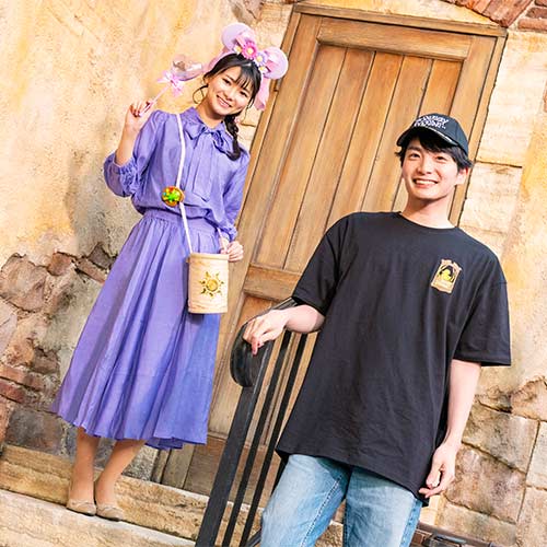 TDR - Poster of Flynn Rider T-Shirt “ Rapunzel's Lantern