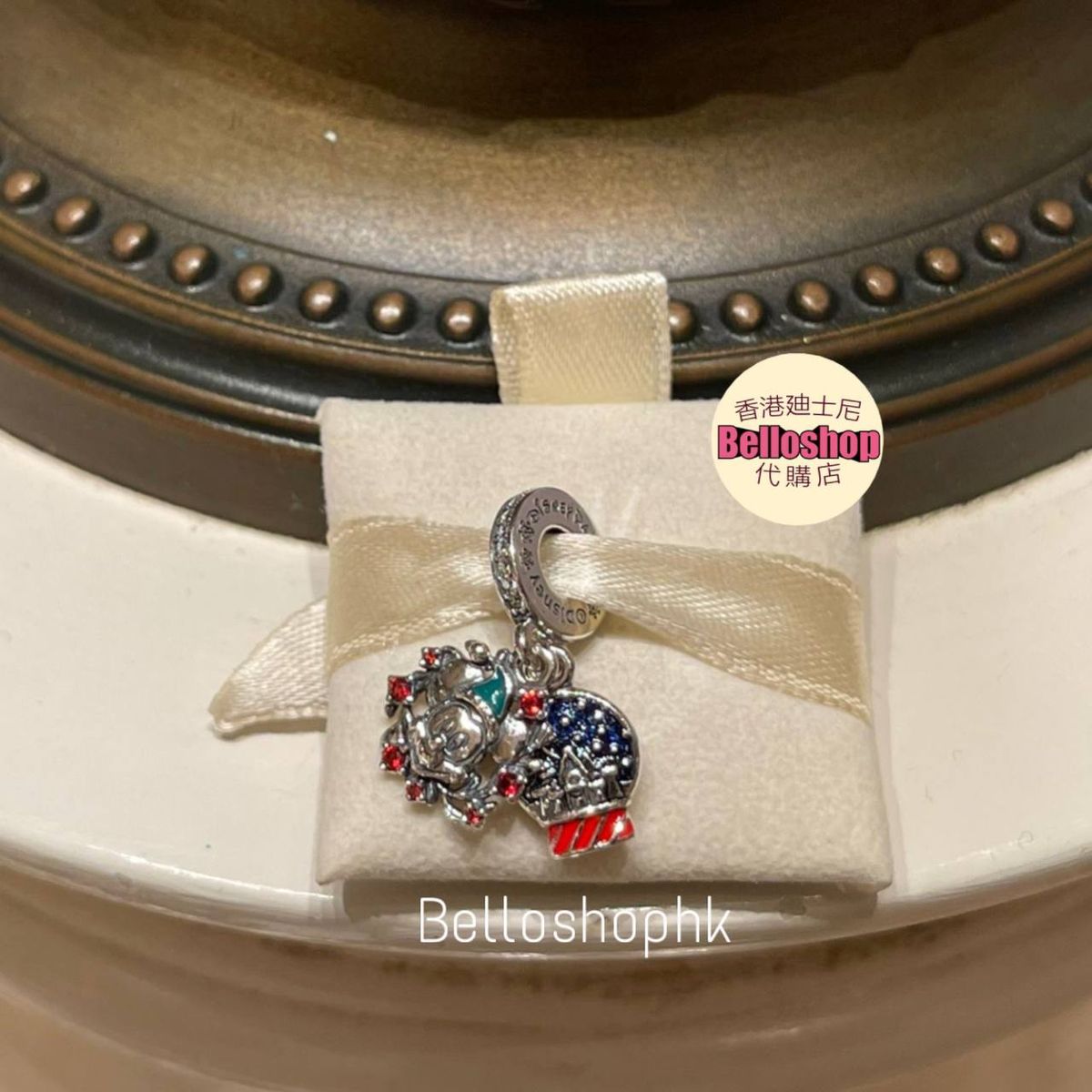 新品同様【定価1.8万】Disney × PANDORA スノーグローブチャーム Disney x Pandora | BELLOSHOPHK LIMITED