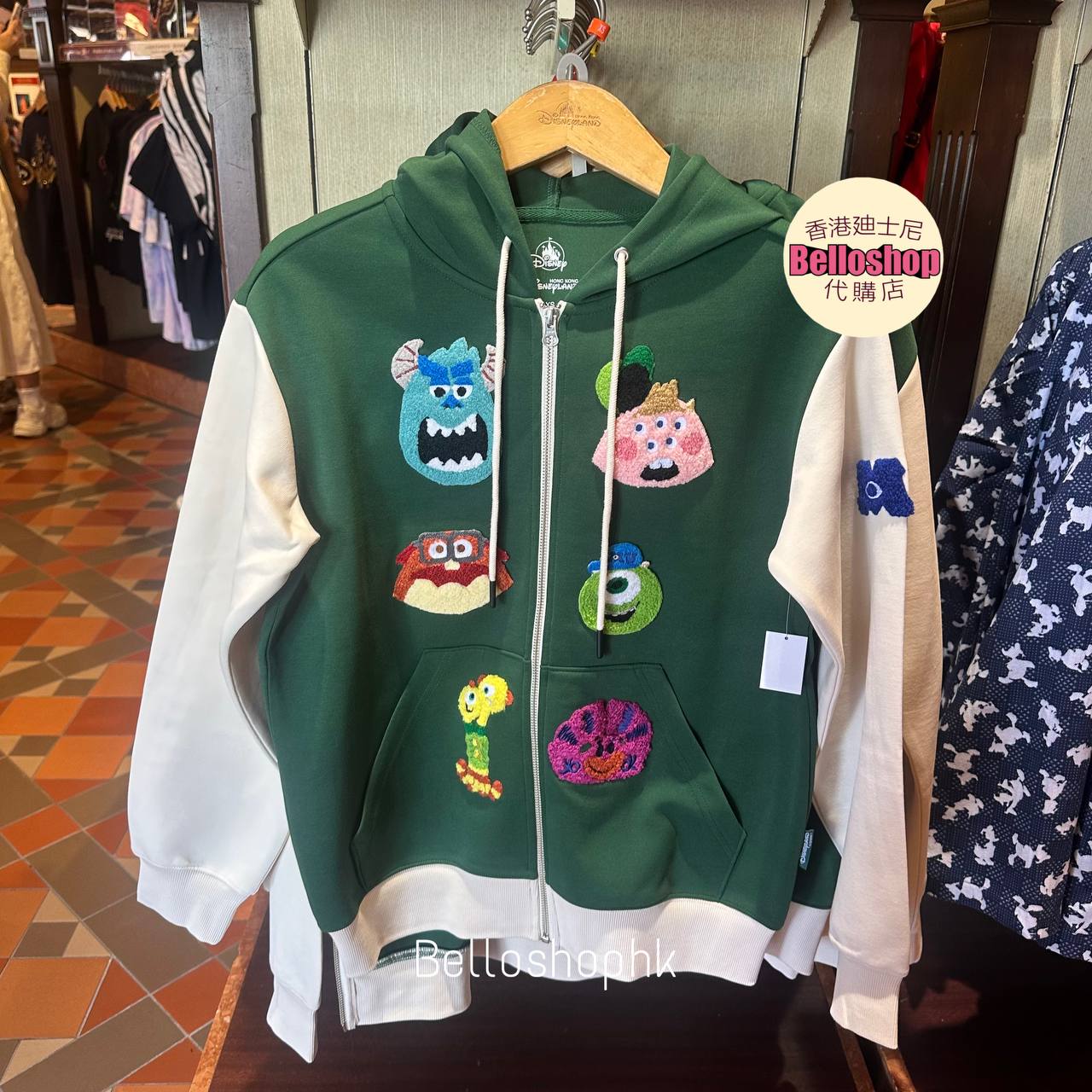 【新品、本物、当店在庫だから安心】 Hong Kong Disneyland | BELLOSHOPHK LIMITED トップス