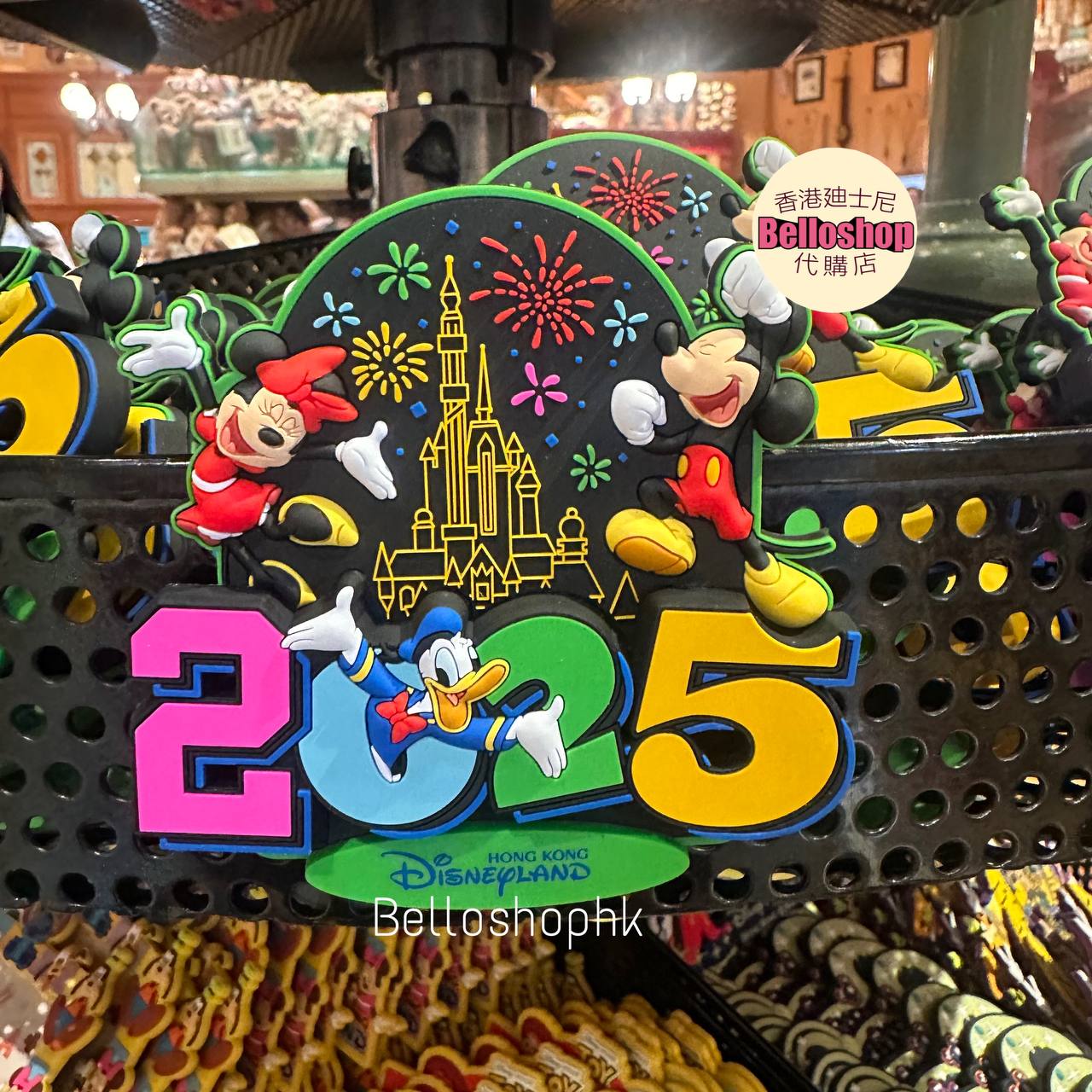 HKDL - Hong Kong Disneyland Park 2025 Magnet | BELLOSHOPHK LIMITED