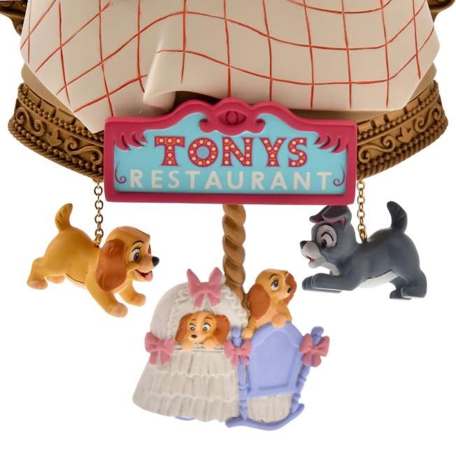 JDS - Lady and the Tramp Light-Up Clock 